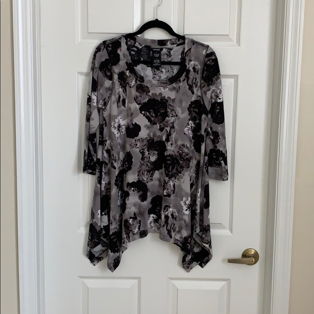 Long sleeve shark bit tunics